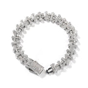 Gatekeeper Cross Chain open clasp and cross-link detail